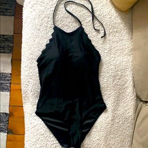 One piece bathing suit black